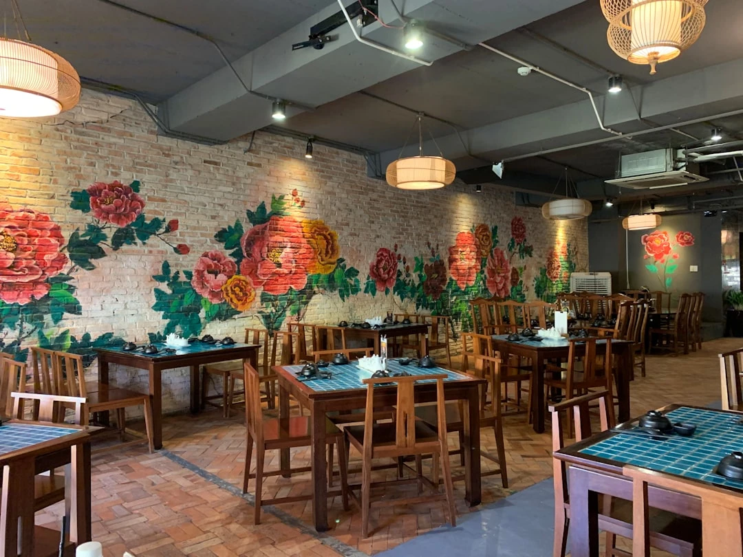 Ẩm thực hiện đại HCM với món ăn được bày trí sáng tạo