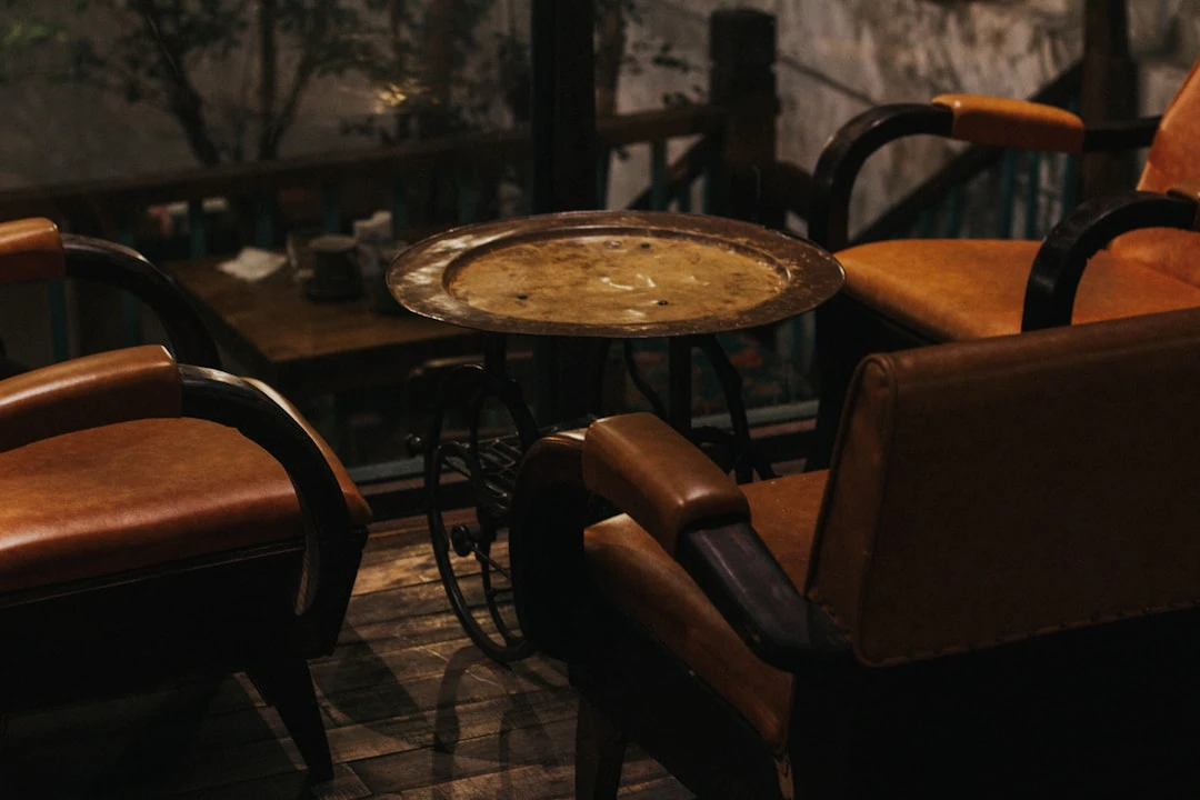 quan-an-xuyen-den-mat-the-dung-am-thuc-cuu-roi-the-gioi